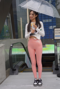街拍旅拍作品：桃S女孩