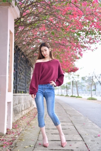 牛仔裤肉丝小姐姐高清写真
