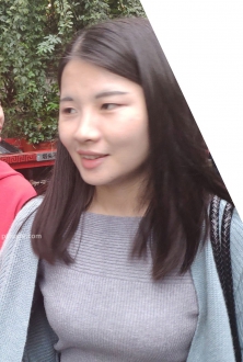 街拍美胸美女图片