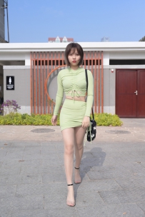 程生街拍微胖的美女